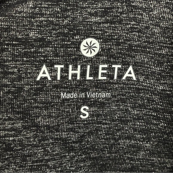 Athleta Quest Mind Over Mat Capri Legging Size Small Women - Picture 11 of 16
